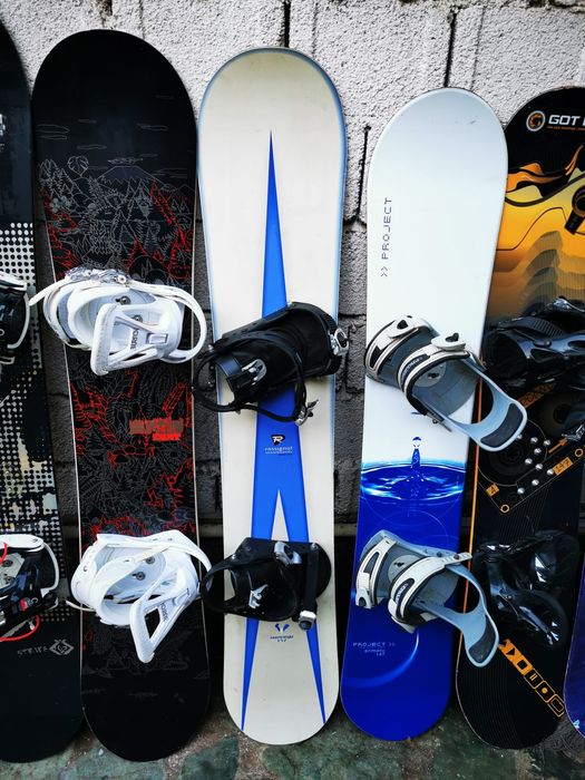 Vand placa placi snowboard in stare buna