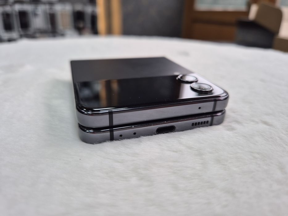 Samsung Z Flip 4