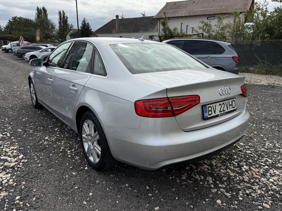 Audi A4 B8  sedan , automat , line assist , distronic , benzina
