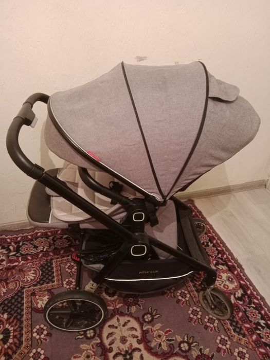 Коляска детская с полной комплектацией