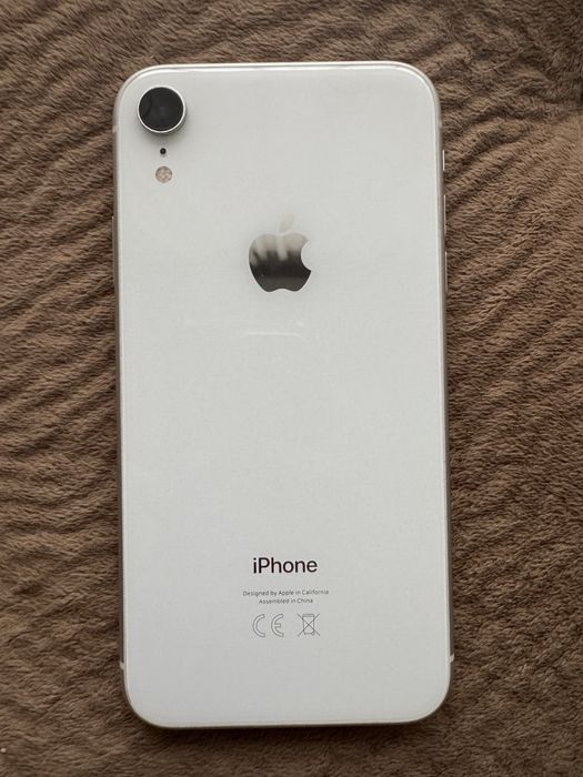 Iphone xr 64gb бял/white