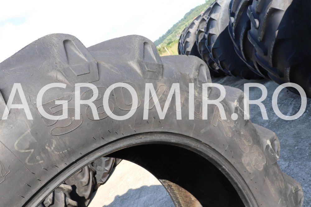 Pirelli 580/70R38 anvelope agricole second hand cauciucuri cu TVA