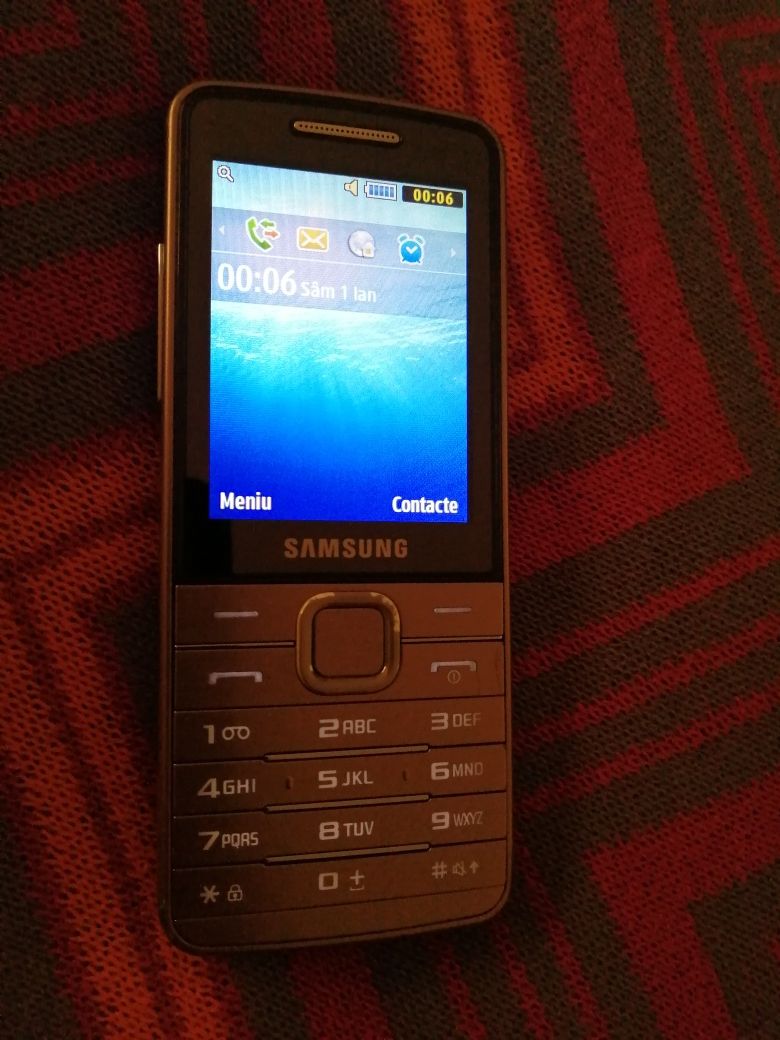 Samsung GT-S5610 Gold