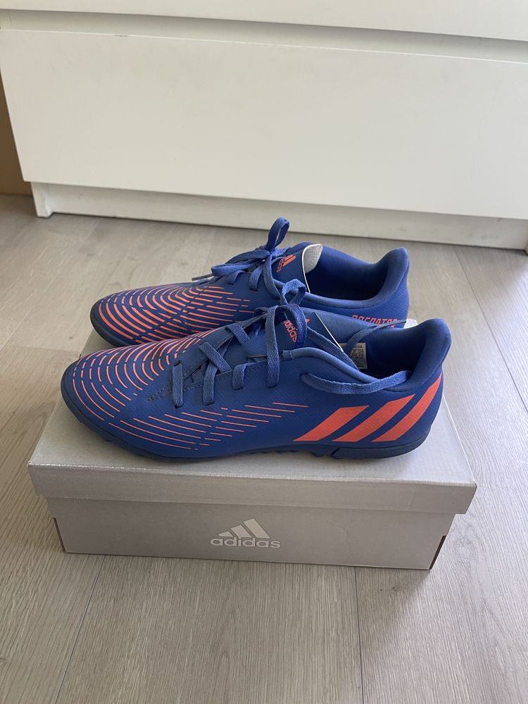 Оригинални детски бутонки Adidas/ Футболни обувки