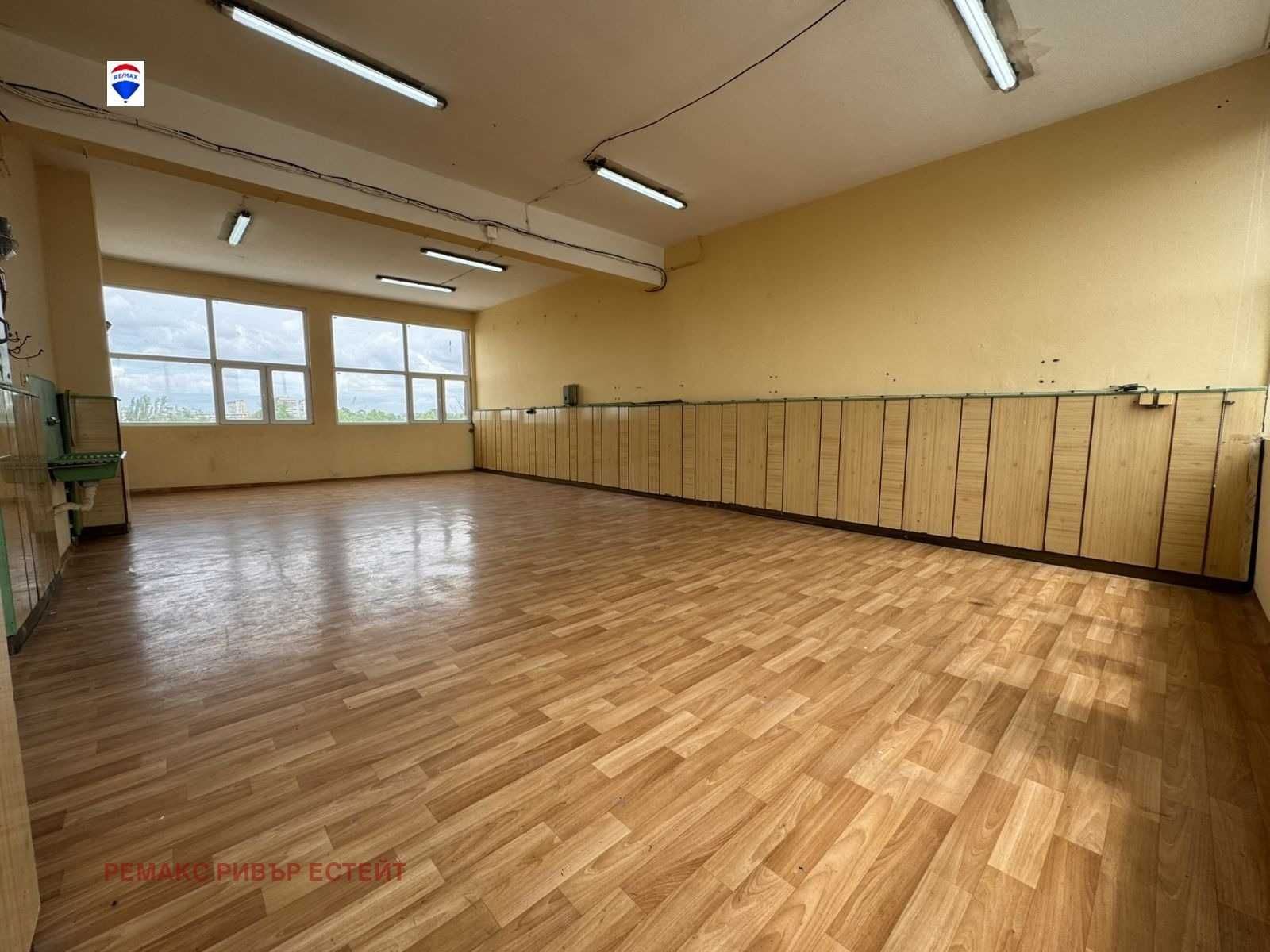 Индустриална сграда за продажба кв. Родина 1, гр. Русе