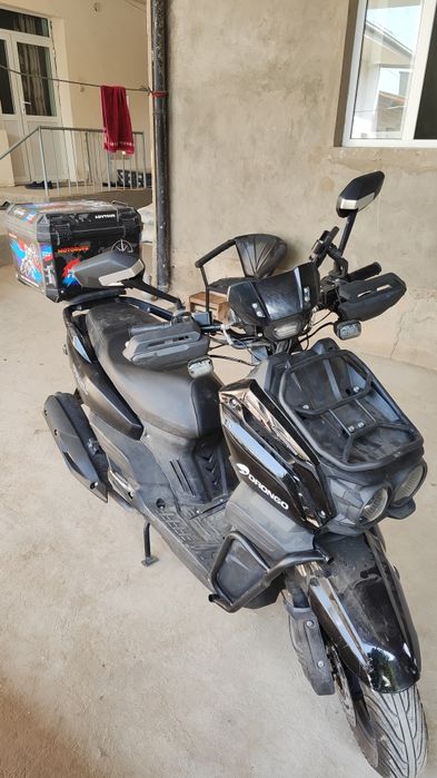 Skuter drongo tank