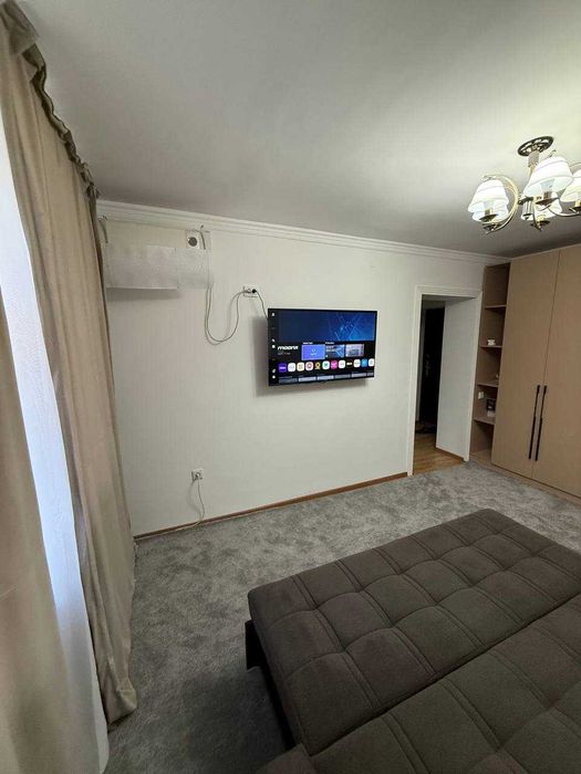 Сдается в аренду 1/2/5 Шато Руставели 35 Центр рядом кафе B&B г.Россия