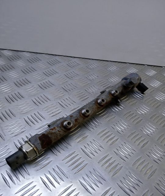 Rampa injectoare complet A6510700495 Mercedes-Benz C-Class W204/S204