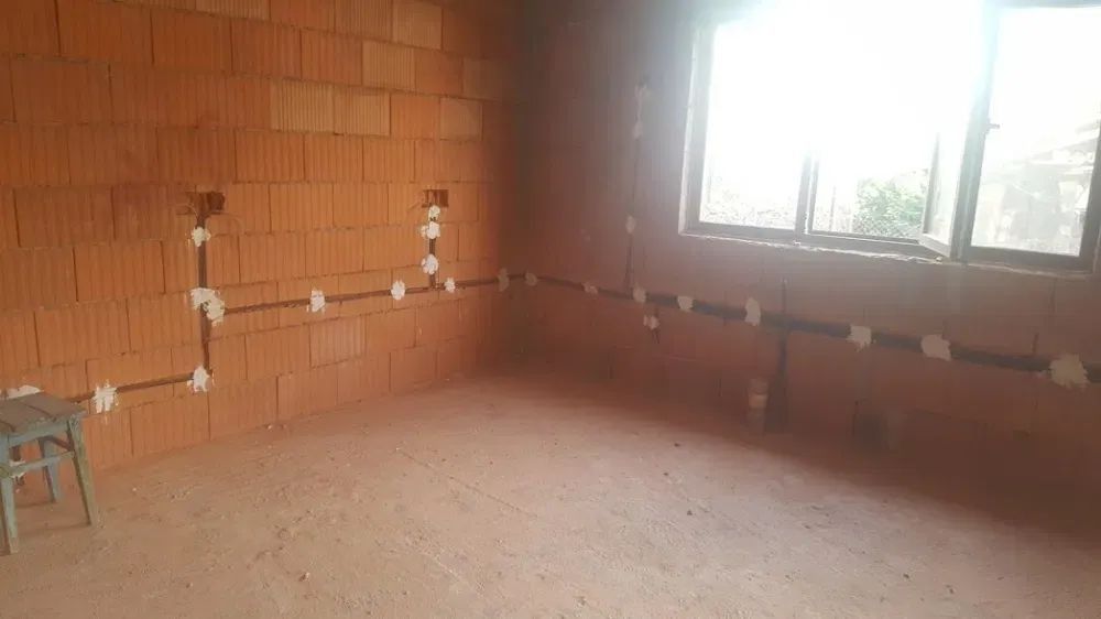 Electrician-Instalații electrice profesionale și reparații urgente