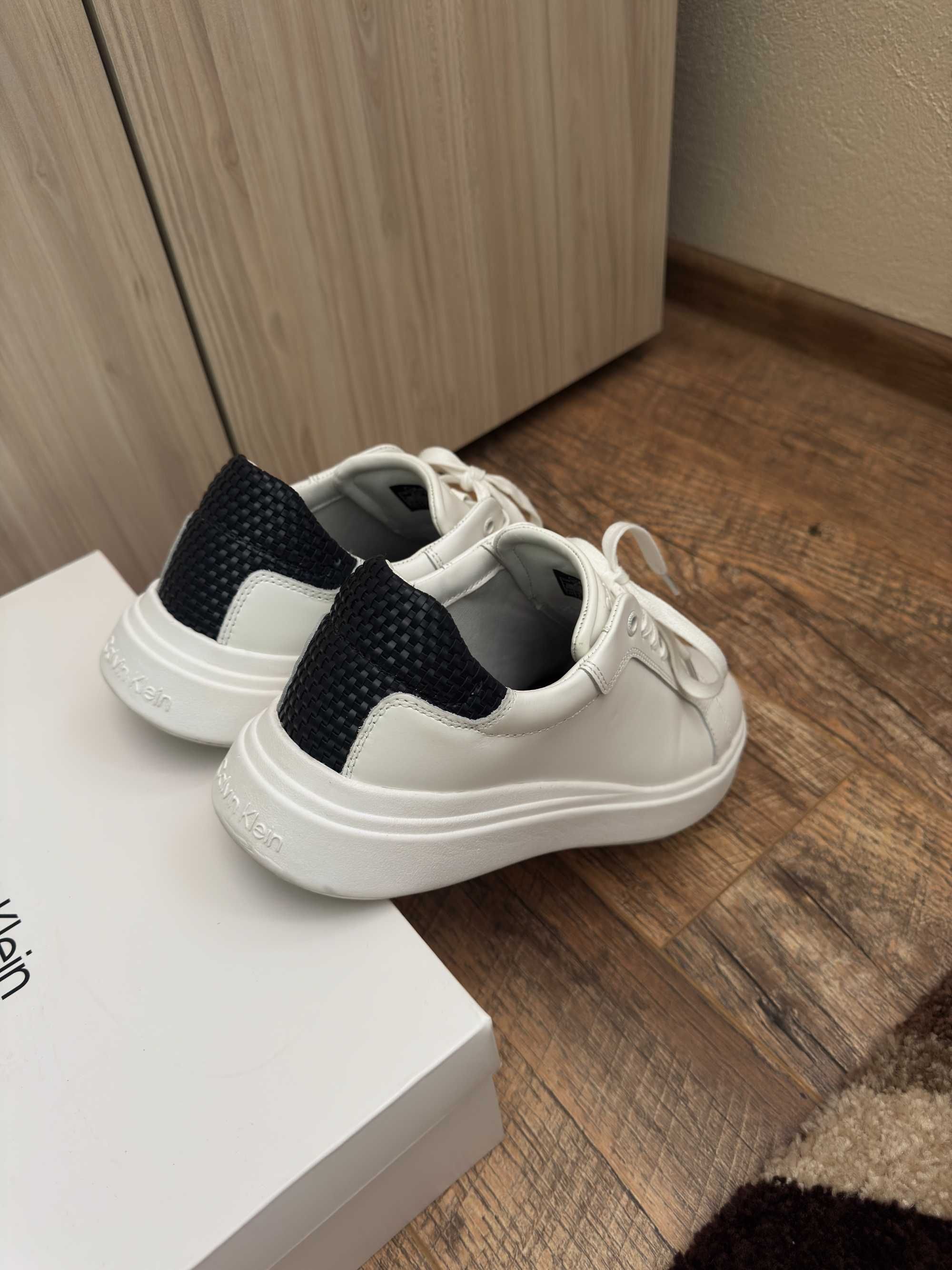 Маратонкки Calvin Klein