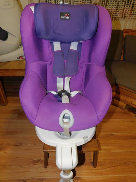 Scaun auto * rotatie 360 * BRITAX ROMER DualFix * ISOFIX  * 2 buc