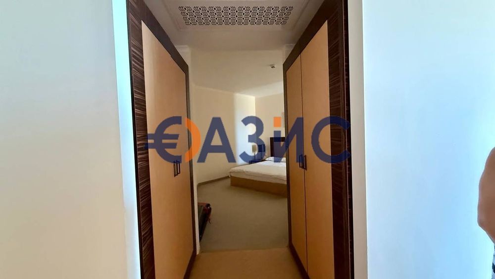 Апартамент с 1 спалня в комплекс Маджестик Бийч, 83 кв. м., Слънчев