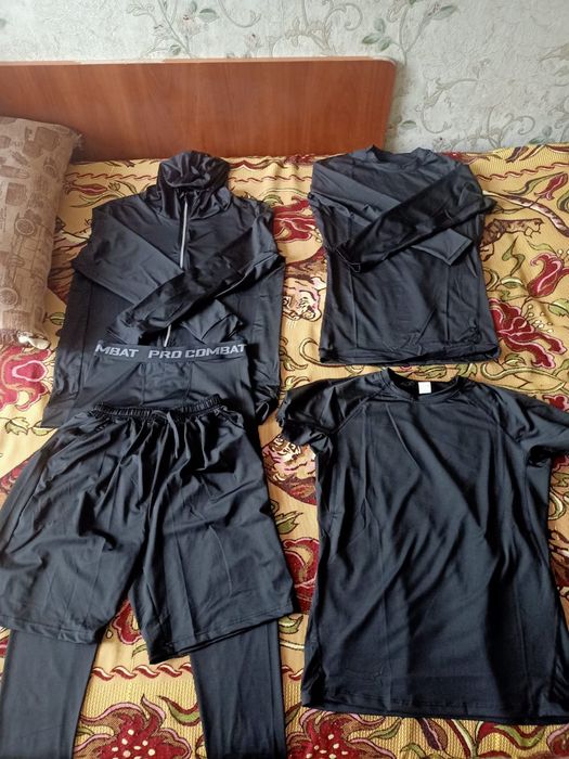 Продам рашагард комплект 5в1