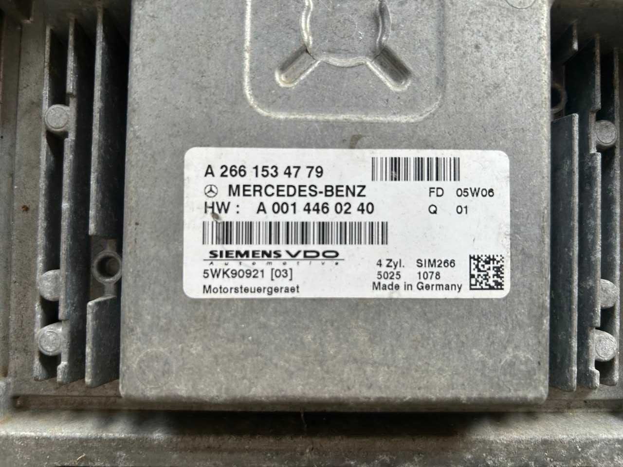двг компютър ECU Mercedes A class B class 2004-2007г. #003S.