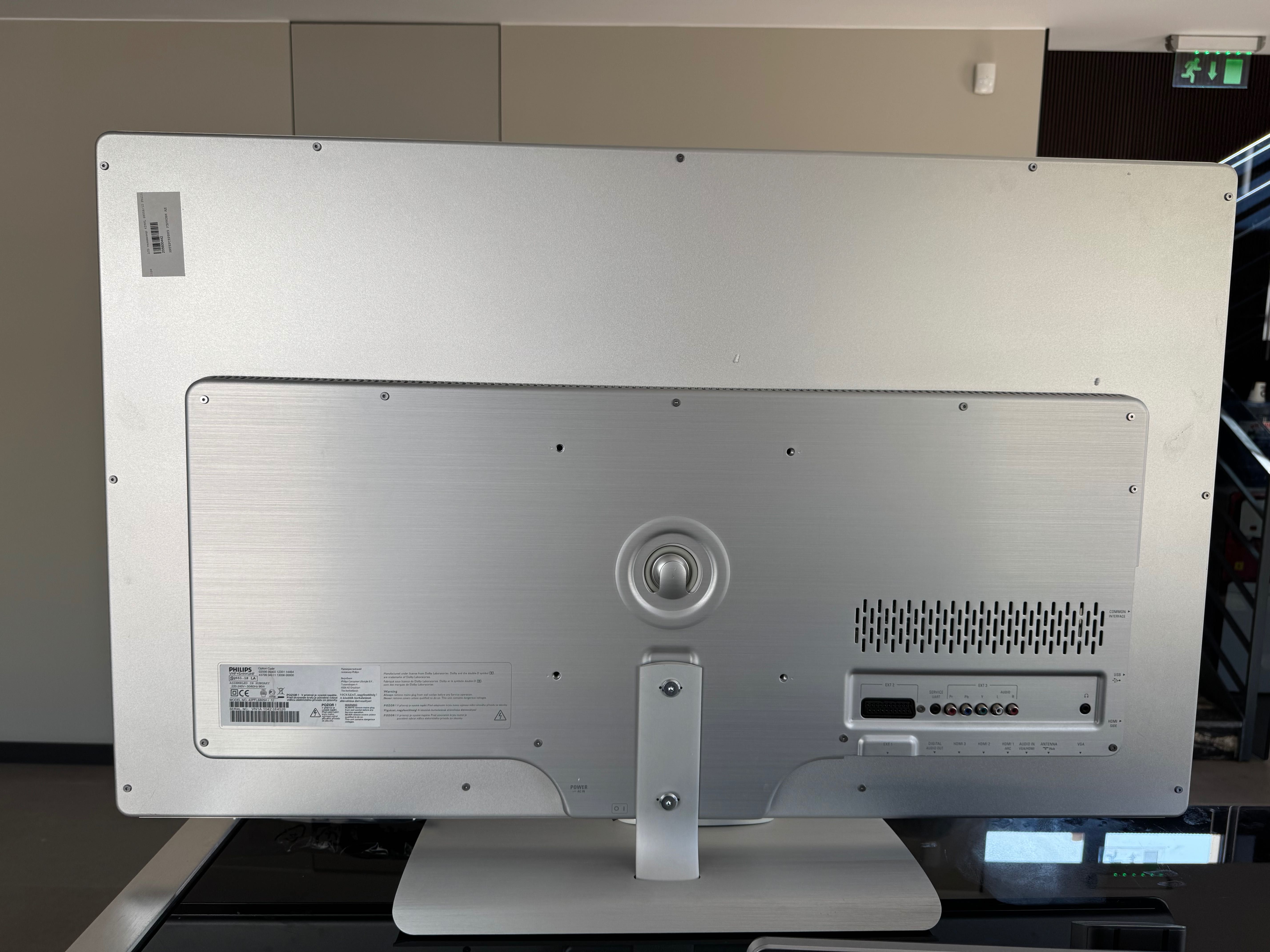 Телевизор Philips 42 инча