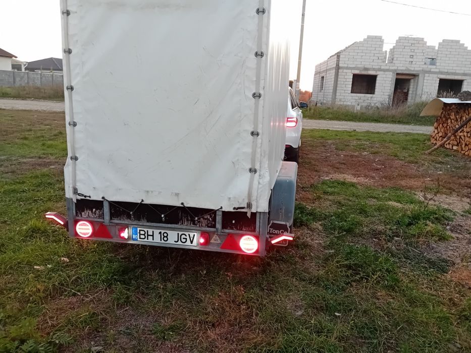 Remorca 2000 kg 2 T doua axe