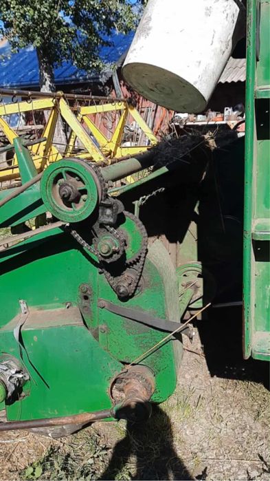 Combina Jonh deere 530