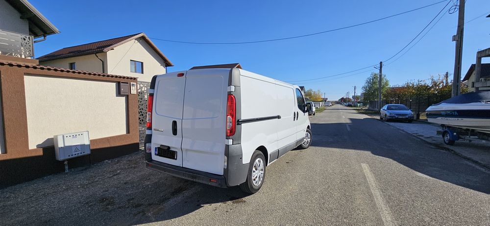 Renault Trafic 2013 varianta Lunga