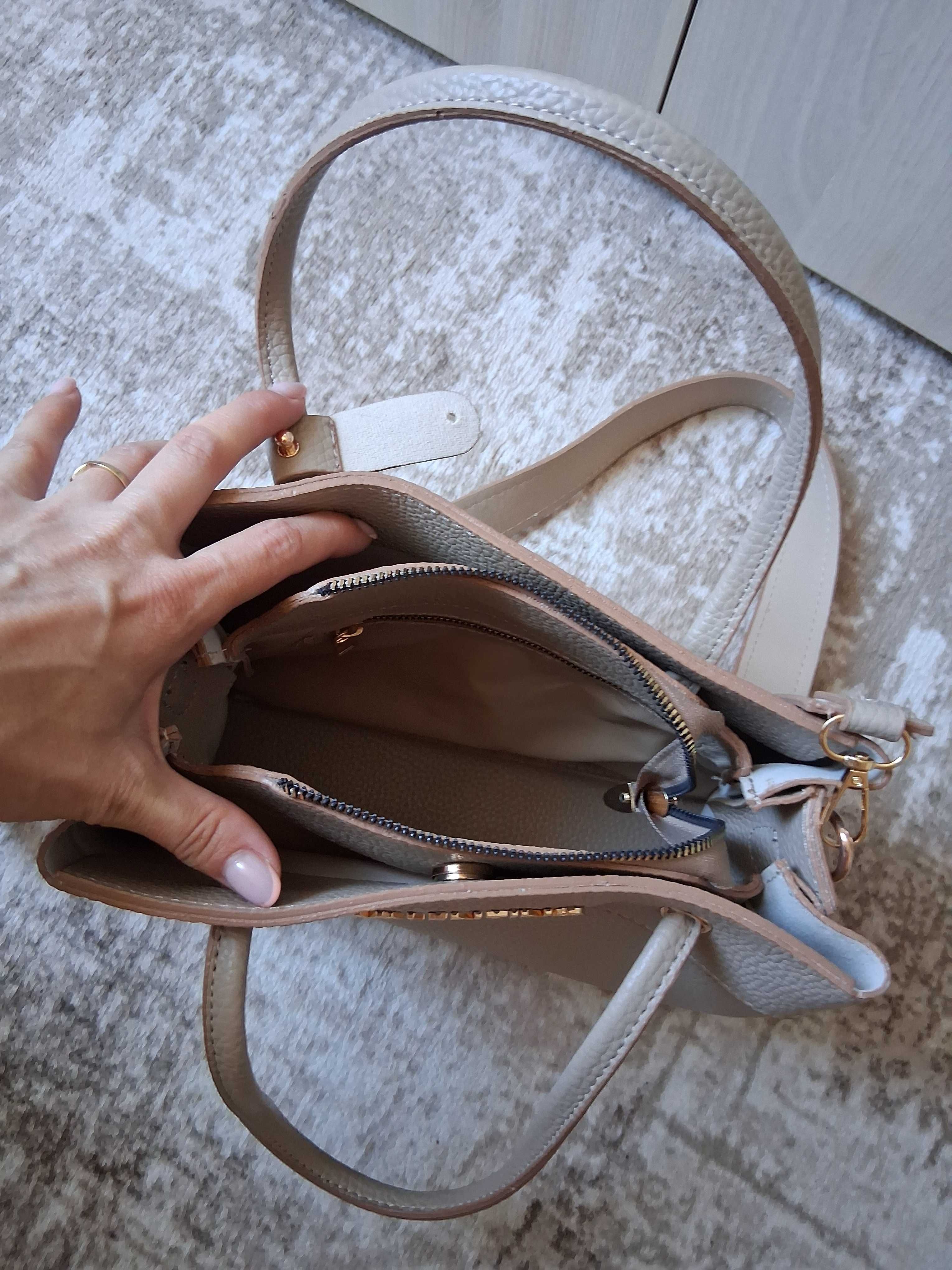 Елегантна Чанта VALENTINO
