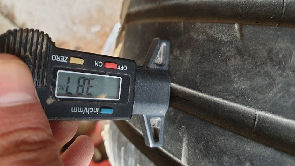 Гума 245 40 19 пирели