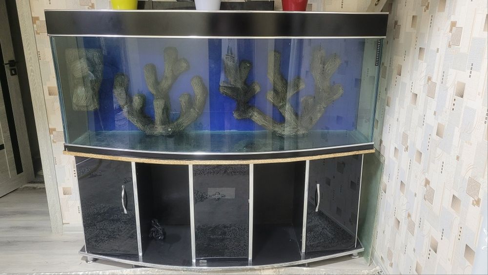 Продам аквариум в хорошем состоянии