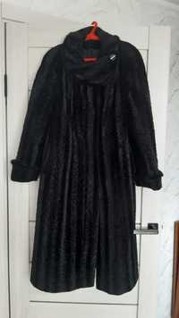 Продаю пальто ,чёрного цвета,мех овечье каракуль размер 50-52