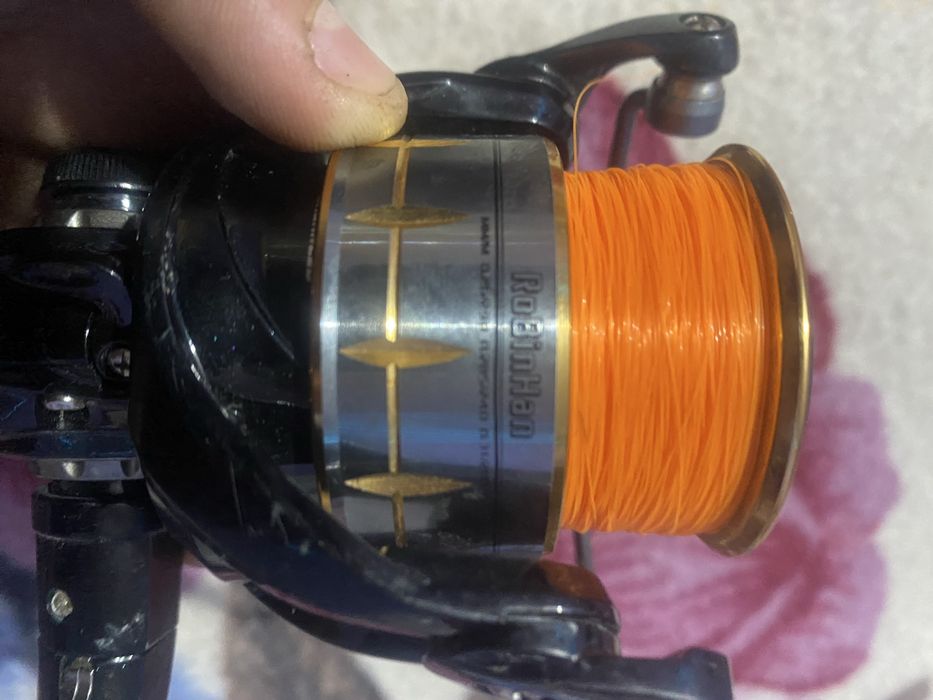 Mulineta pt pescuit RoBinHan SV 3000