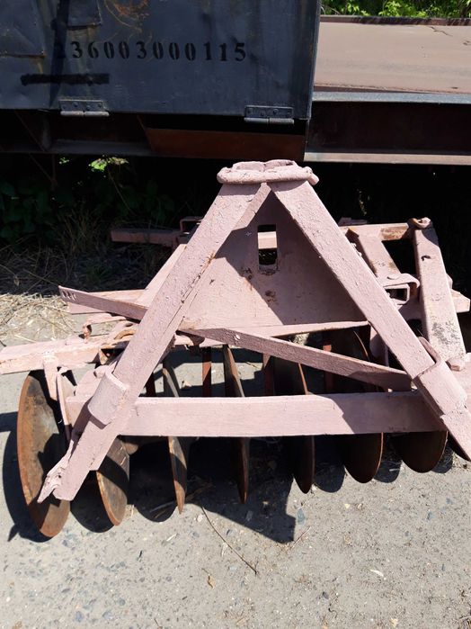 Лущильник дисковый садовый