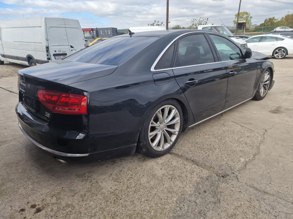 Dezmembram Audi A8 4H, an 2012, 3.0 TDI cod CDT, cutie automata MXU