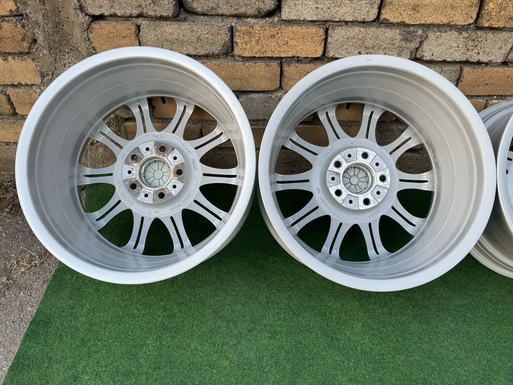 4 броя Джанти БМВ BMW Style 135 18 цола за E60 E61 E34 F10 E46 E90 E91