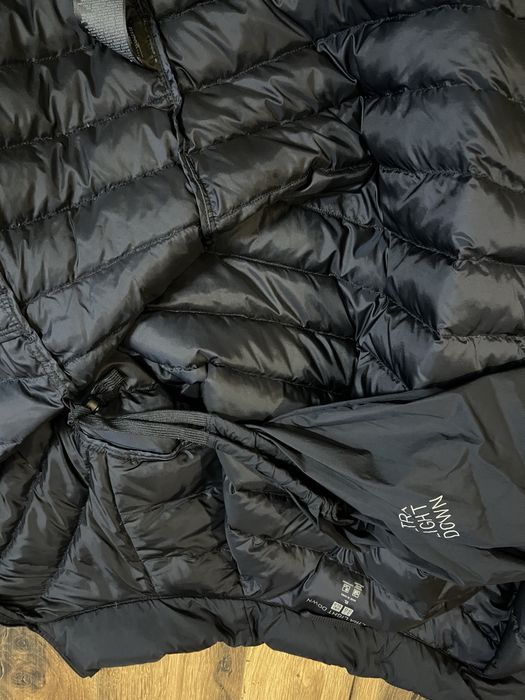 Яке Uni Qlo Ulta Light Down size XL