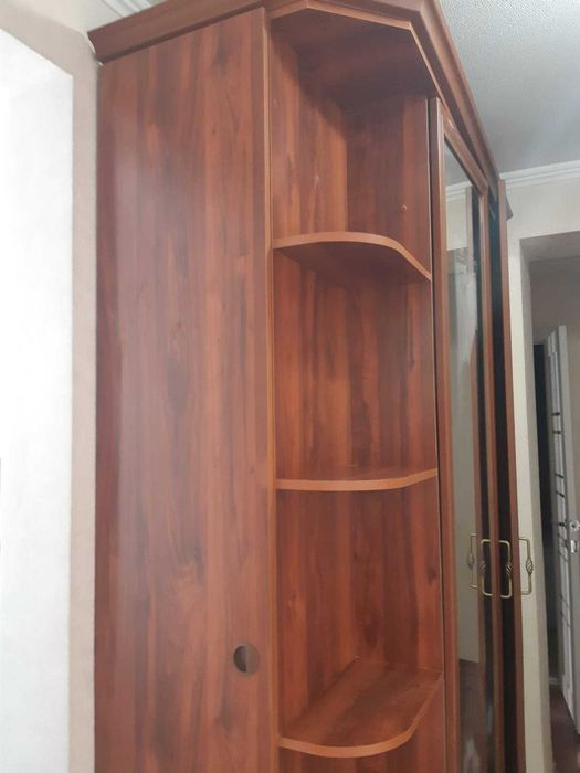Продам шкаф для одежды