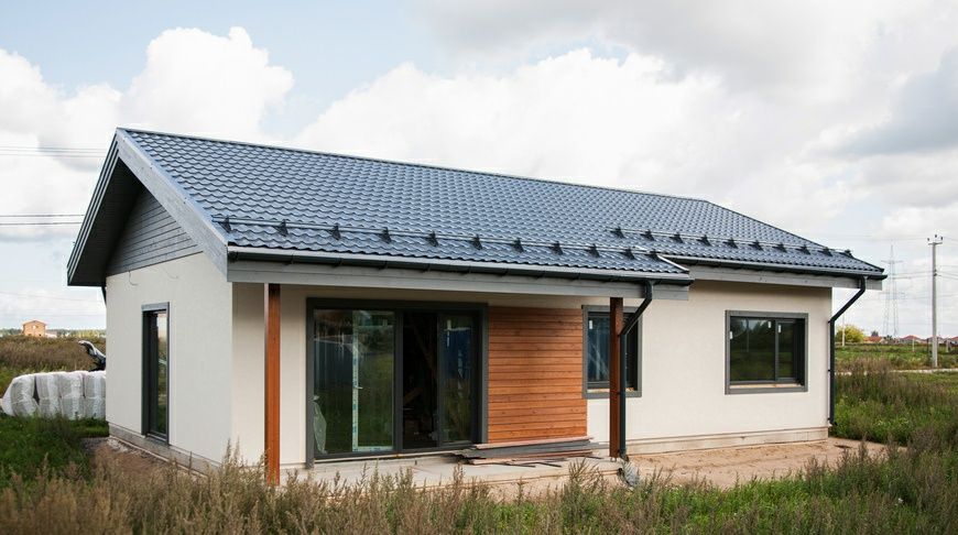 Vand case modulare pe structură metalică
