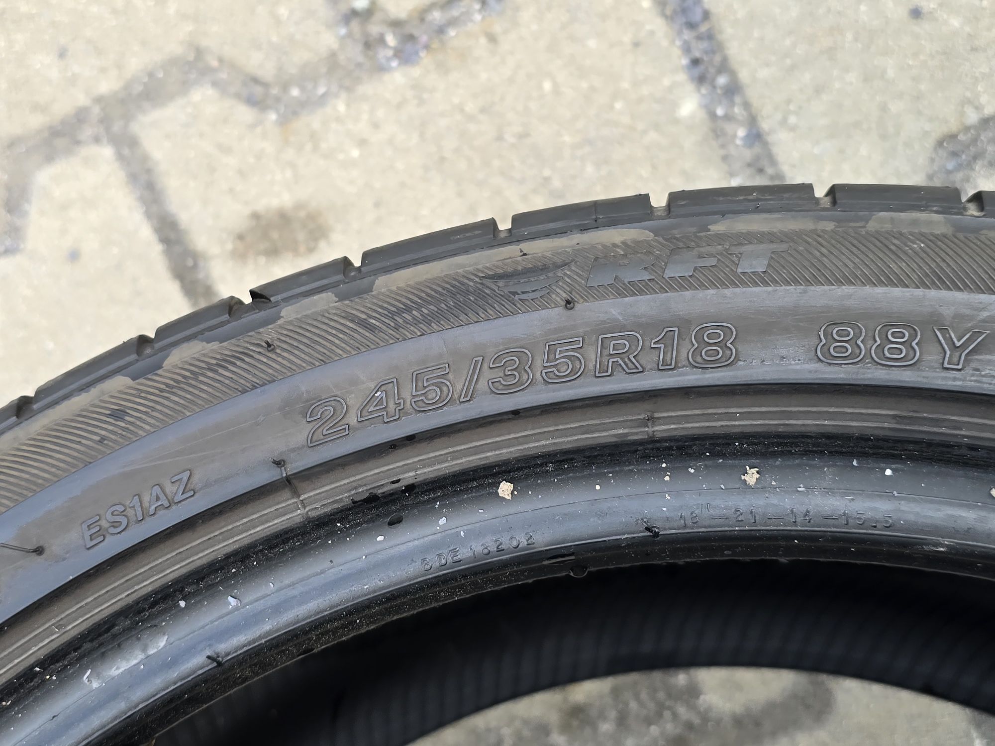 245 35 18 Bridgestone
