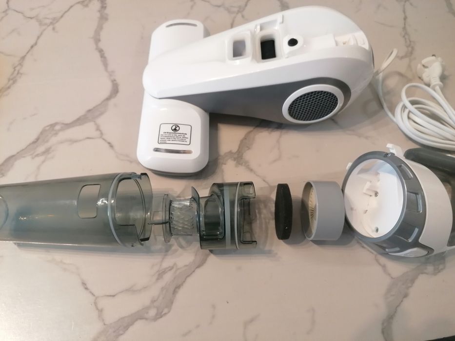 Прахосмукачка за матраци и акари Dibea с UV светлина