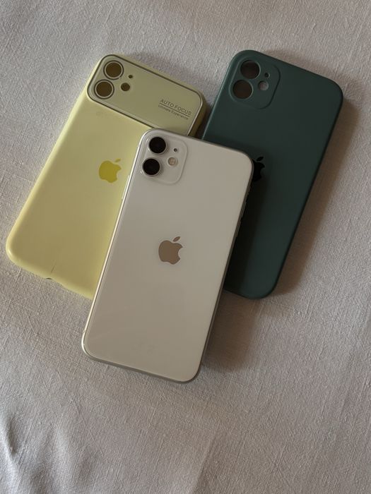 Продам 11 айфон белый