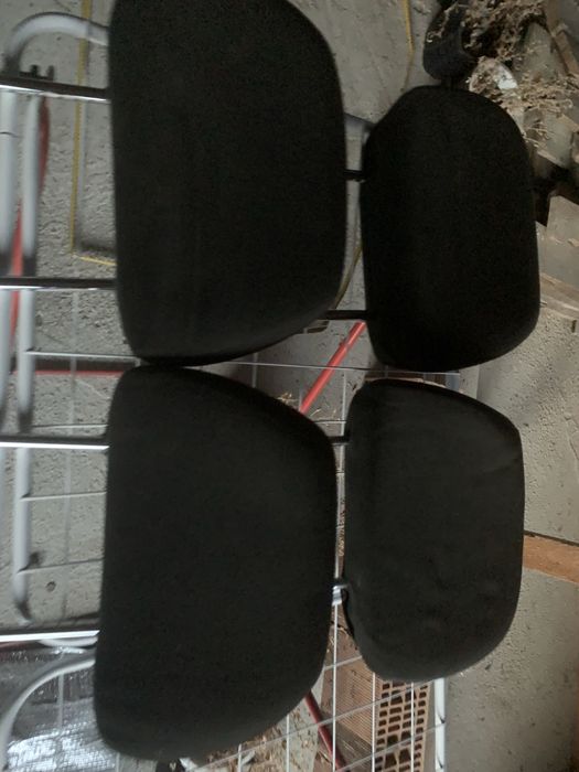 Vand 4 tetiere Skoda Fabia 1