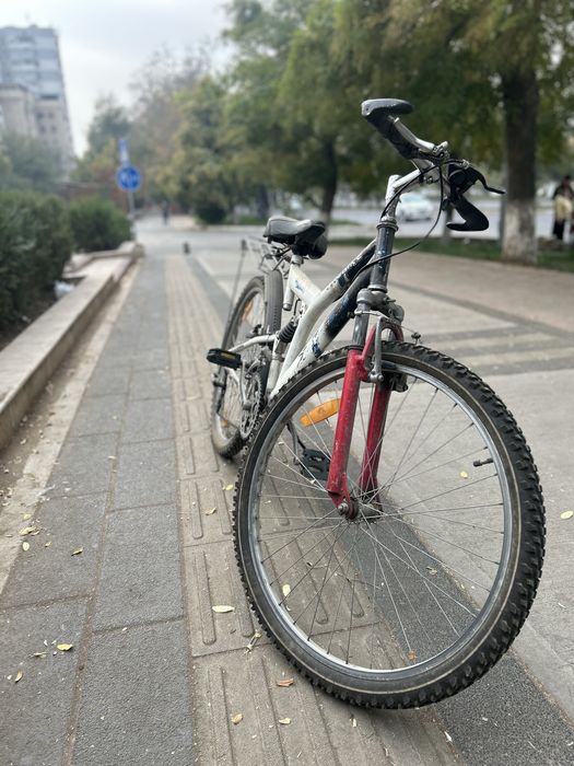 Velisoped sotiladi srochna arzon narxda