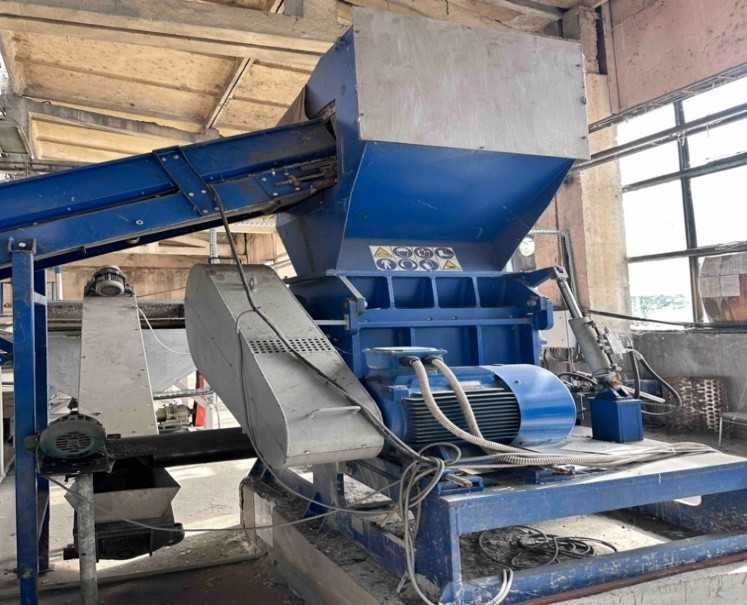 Мелница за пластмаса ЕСМОС 500х800 45 кв. НОВА - ЛИНИЯ ЗА РЕЦИКЛИРАНЕ