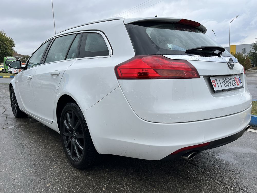 Opel Insignia 2.0T
