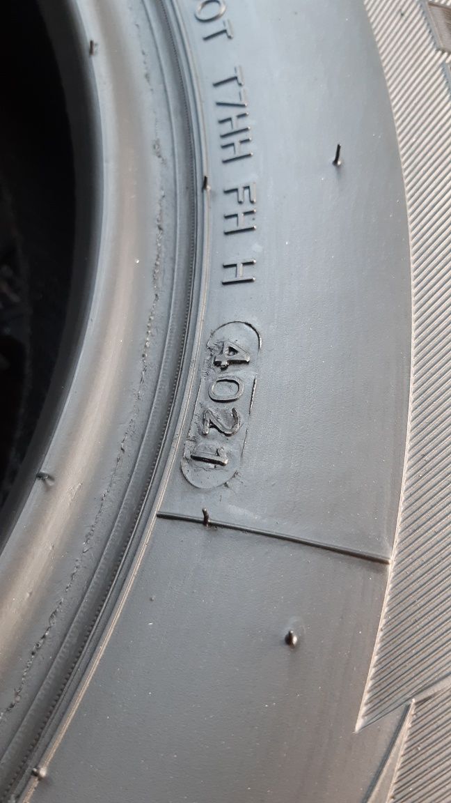 2 anvelope 225/75r15 dot 2021 Hankook preț 220 lei bucata
