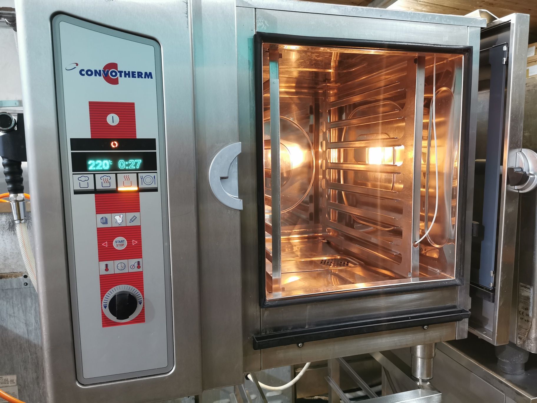 Конвектомат Convotherm 7 тави Газ