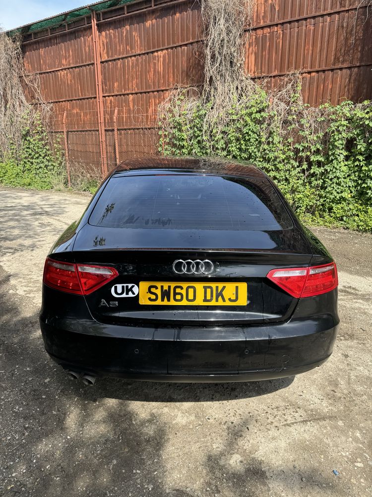 Dezmembrez Audi A5 sportback 2010 2.0 tdi