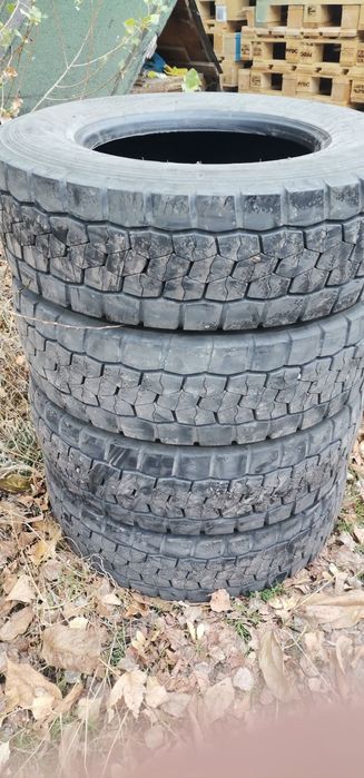 Гуми Bridgestone за Atego