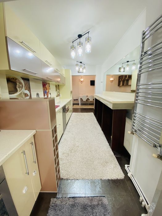 Inchiriez Apartament zona Tomis Nord Constanta