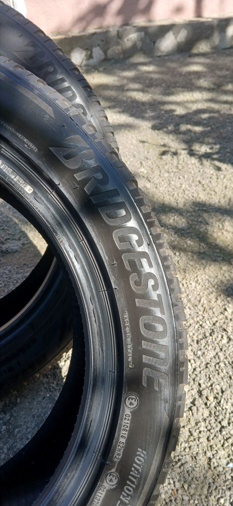 Anvelope Iarnă Bridgestone 225/50/R17 2+1 Cadou