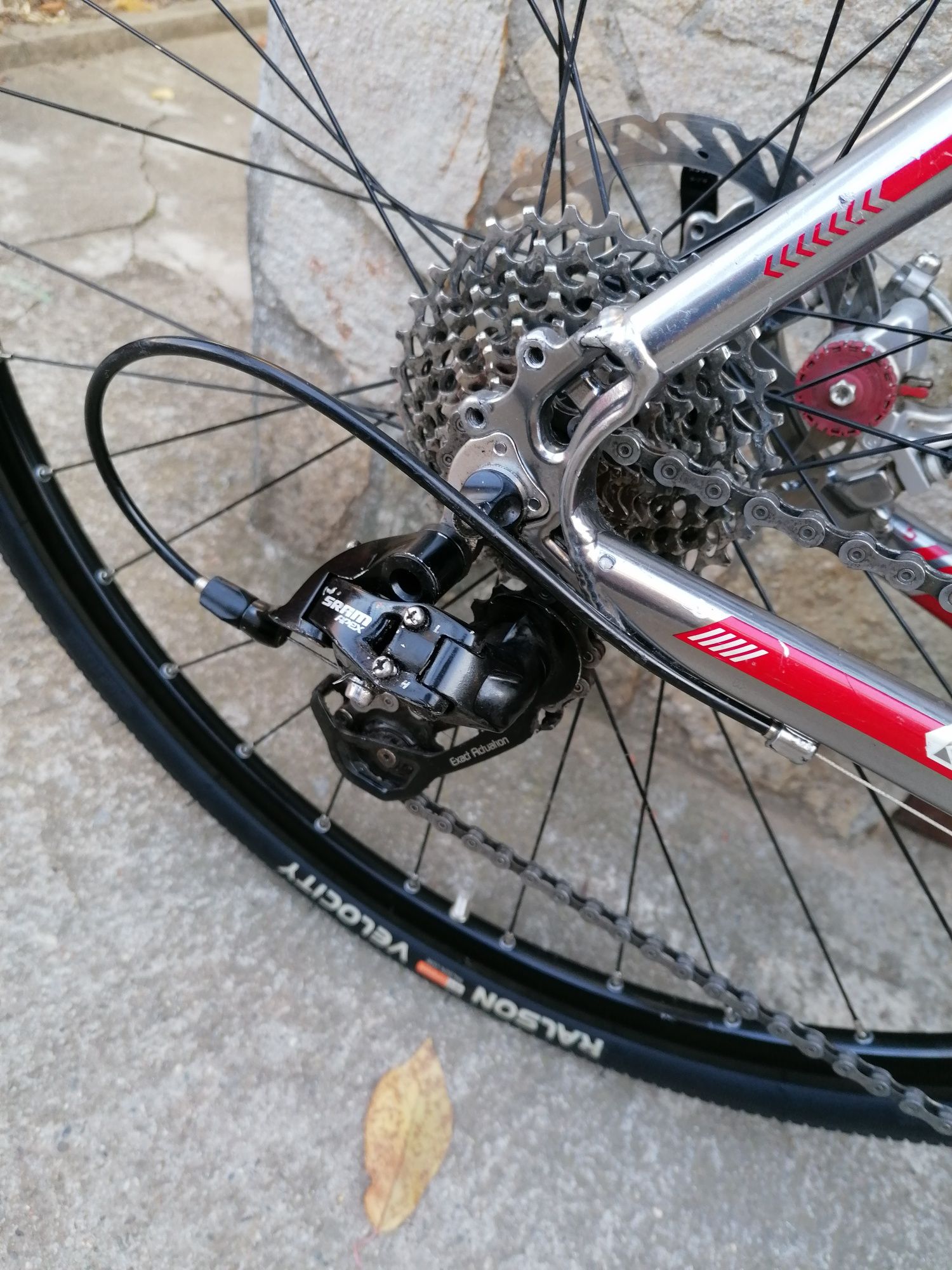 Boardman Gravel , SRAM Apex 2*10