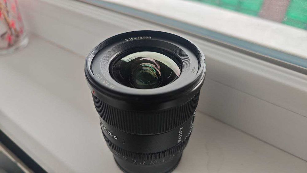Обектив Sony FE 20mm f/1.8 G