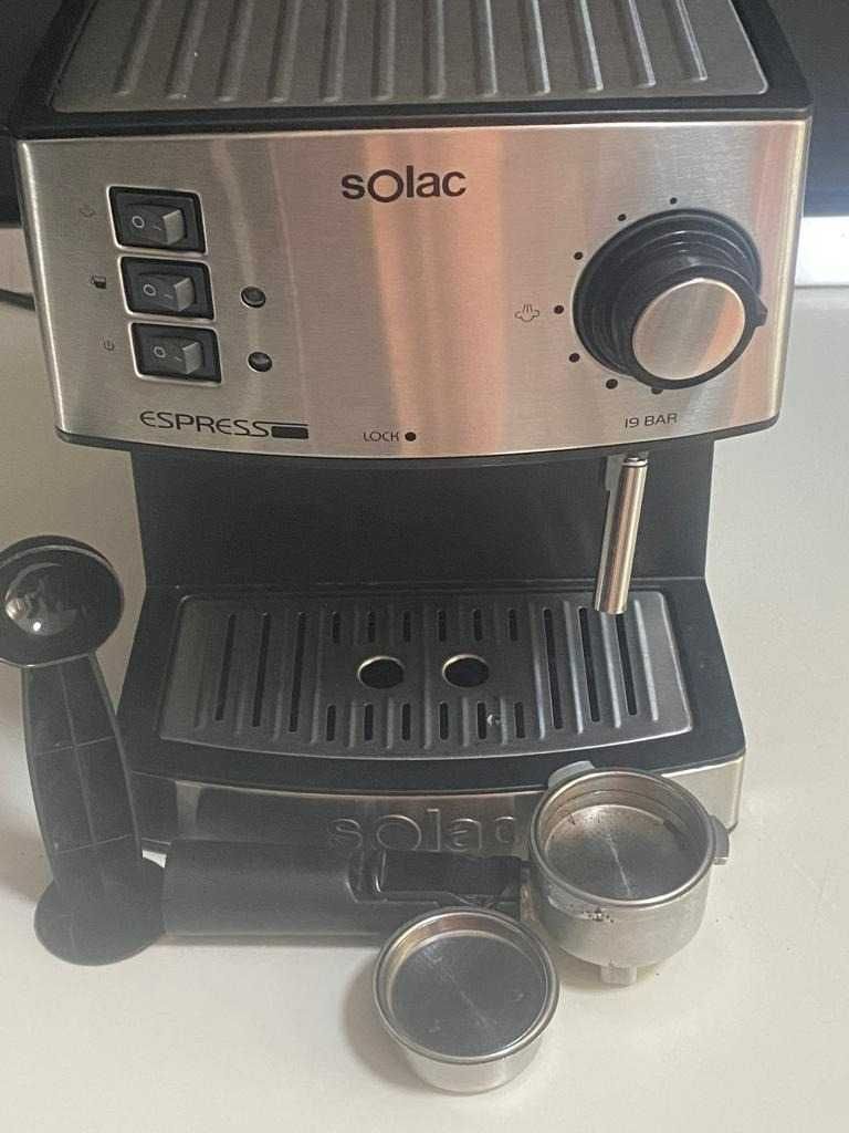 Aparat de cafea espresso Solac  19 bar cu atomizor din oțel inoxidabil