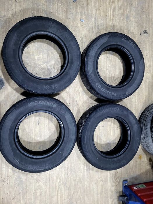 Balon satiladi 4 dana R14 205/70/14